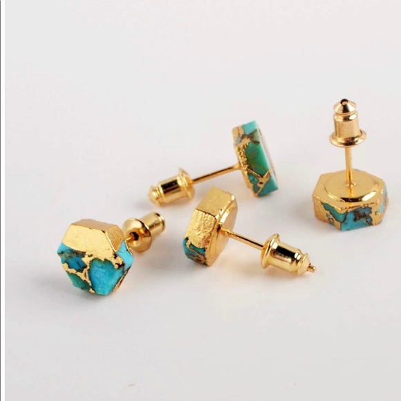 LAST PAIR! Woman’s Gold & Turquoise Stud Earrings - Picture 3 of 6